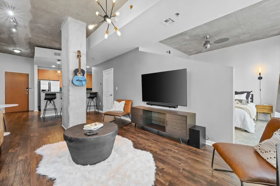 301 Demonbreun St #809, Nashville, TN 37201 - #2