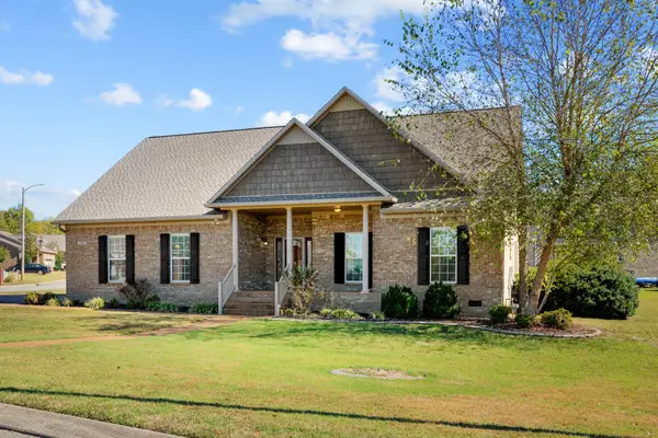 131 Hunters Glen Dr, Columbia, TN 38401