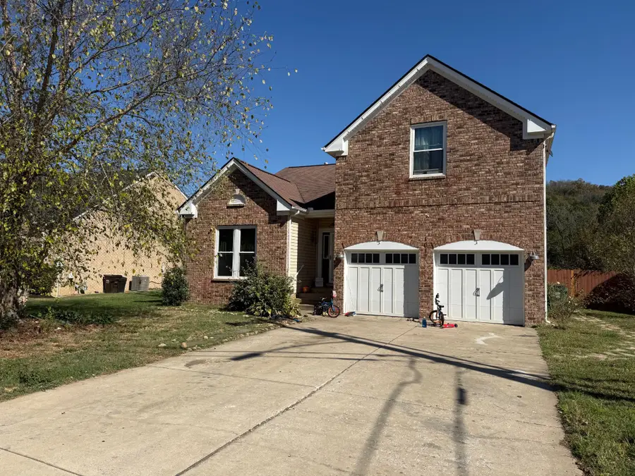 1017 Rambling Brook Rd, Nashville, TN 37218 - #3