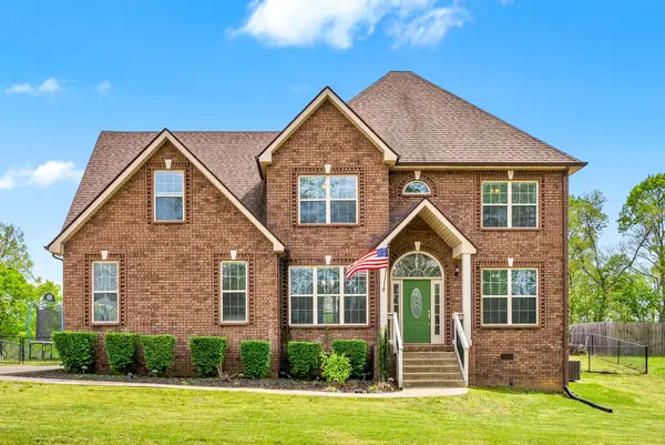 1230 Rich Ellen Dr, Palmyra, TN 37142