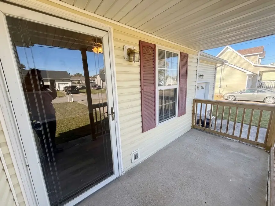 107 Gleaves Ln, Oak Grove, KY 42262 - #2