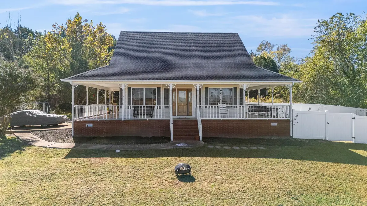 611 Old Agnew Rd, Pulaski, TN 38478 - #1