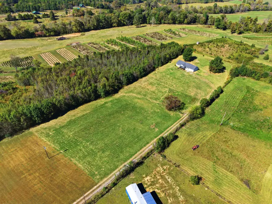 202 Jenkins Ln, McMinnville, TN 37110 - #2