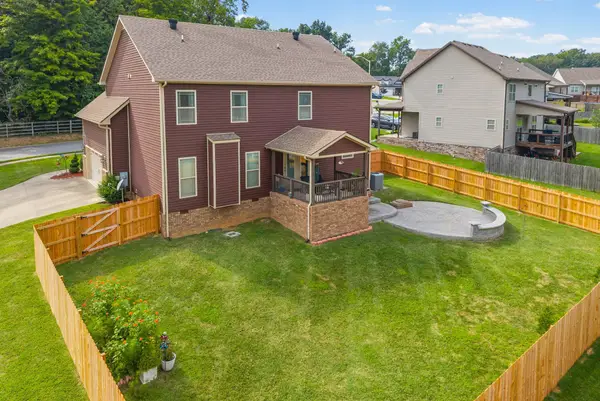 101 Brumfield Ct, Clarksville, TN 37043