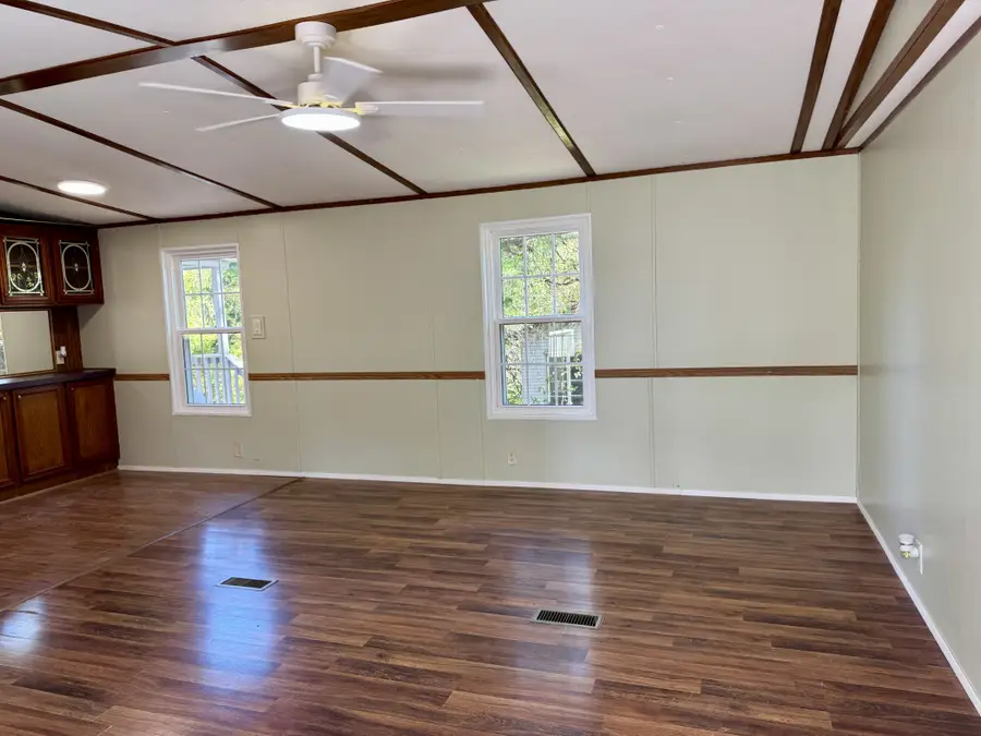 1730 Drinnen Rd, Knoxville, TN 37914 - #2