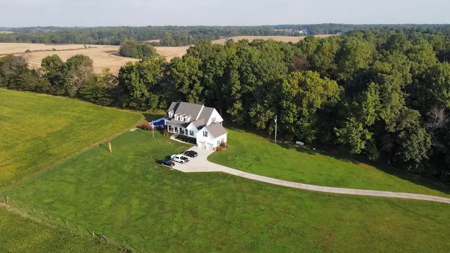 8220 Cedar Grove Rd, Cross Plains, TN 37049 - #2