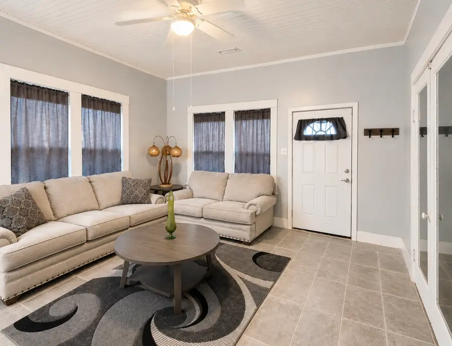 417 N Mccombs St, Martin, TN 38237 - #2