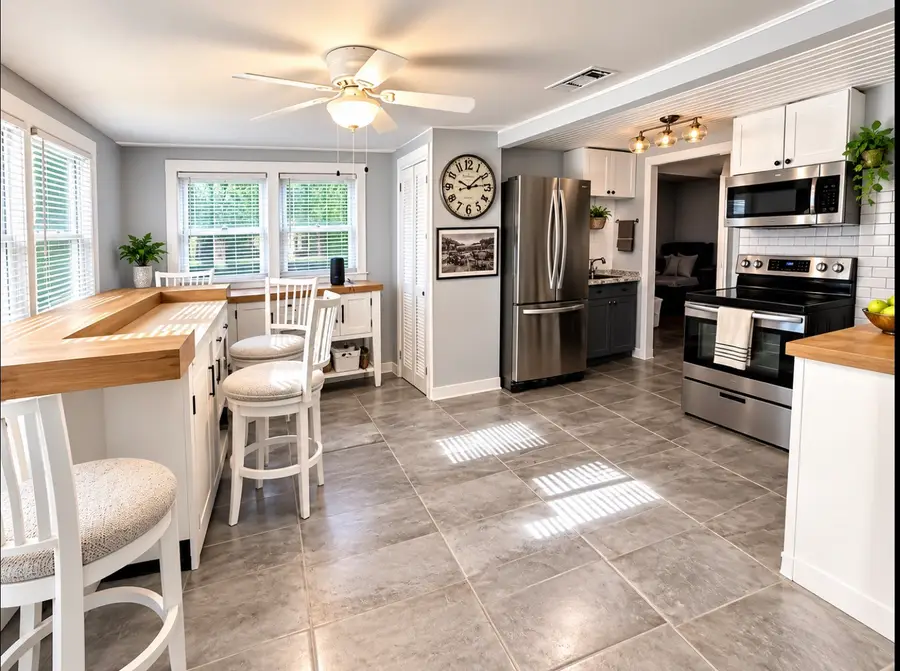 417 N Mccombs St, Martin, TN 38237 - #3