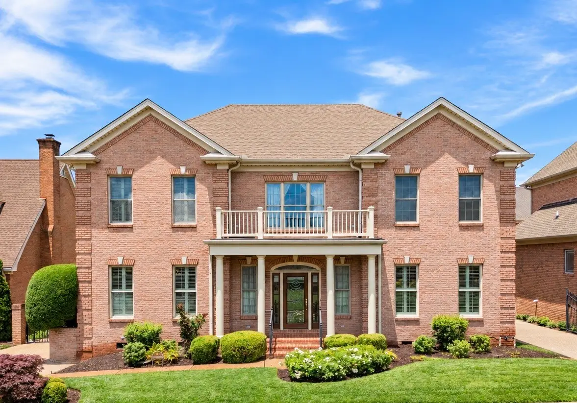 111 Carriage Way, Hendersonville, TN 37075 - #1
