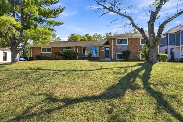 747 Rowan Dr, Nashville, TN 37207