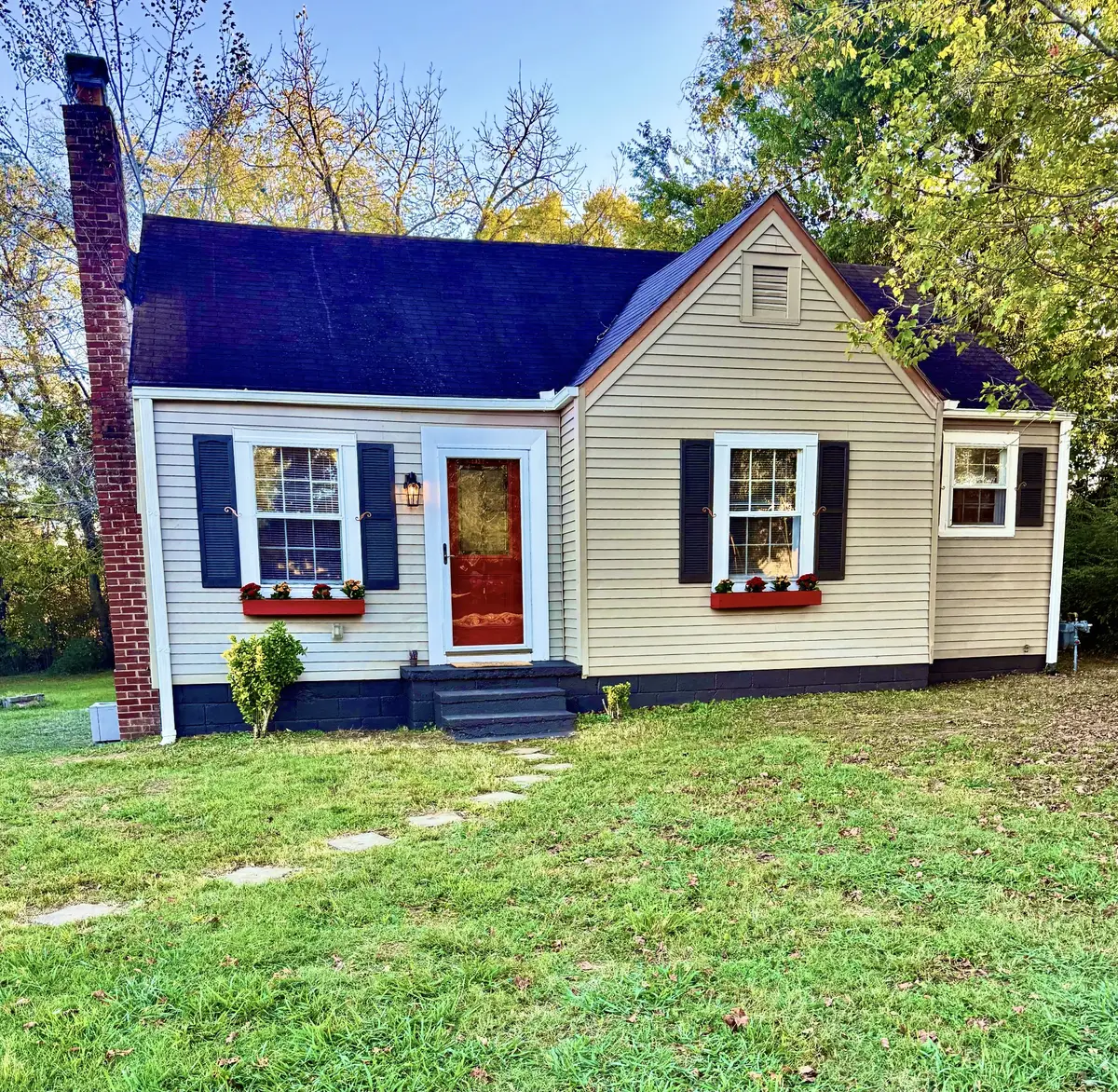 112 Collier Ave, Shelbyville, TN 37160 - #1