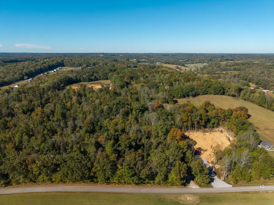 1230 Columbia Rd, Charlotte, TN 37036 - #3