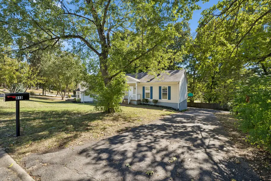 313 Sunrise Cir, Mount Juliet, TN 37122 - #2