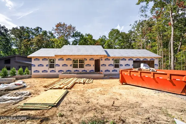 9002 Weketa Drive, Crossville, TN 38572