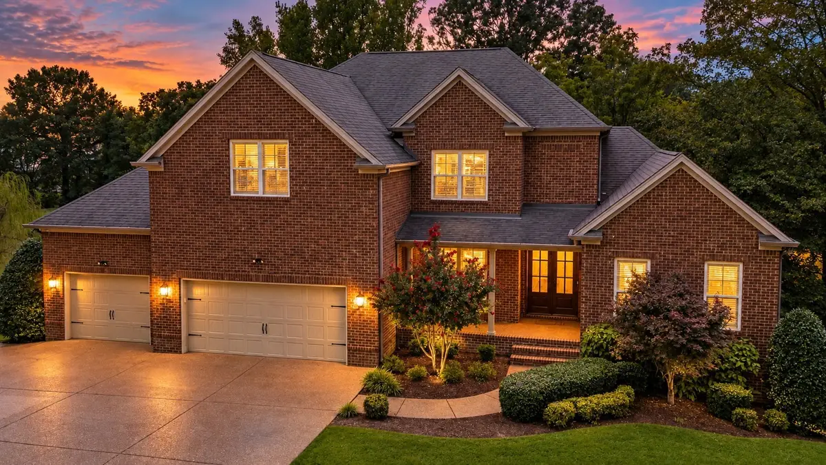816 Lynn Dr, Goodlettsville, TN 37072 - #1