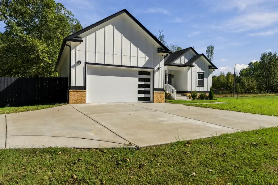 618 Scattersville Rd, Portland, TN 37148 - #2