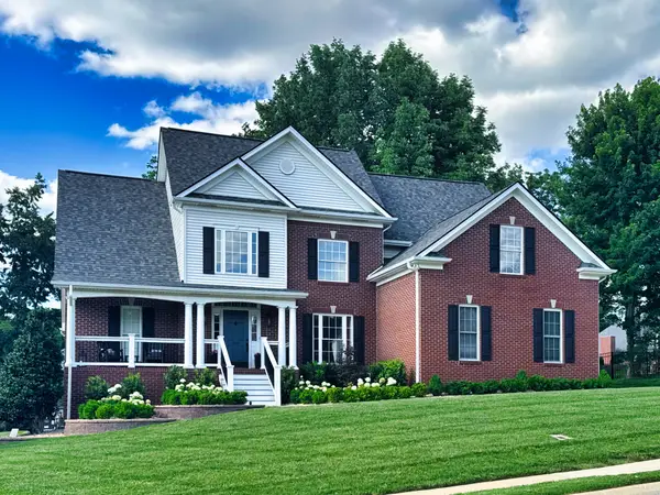 813 Brooke Valley Trce, Clarksville, TN 37043