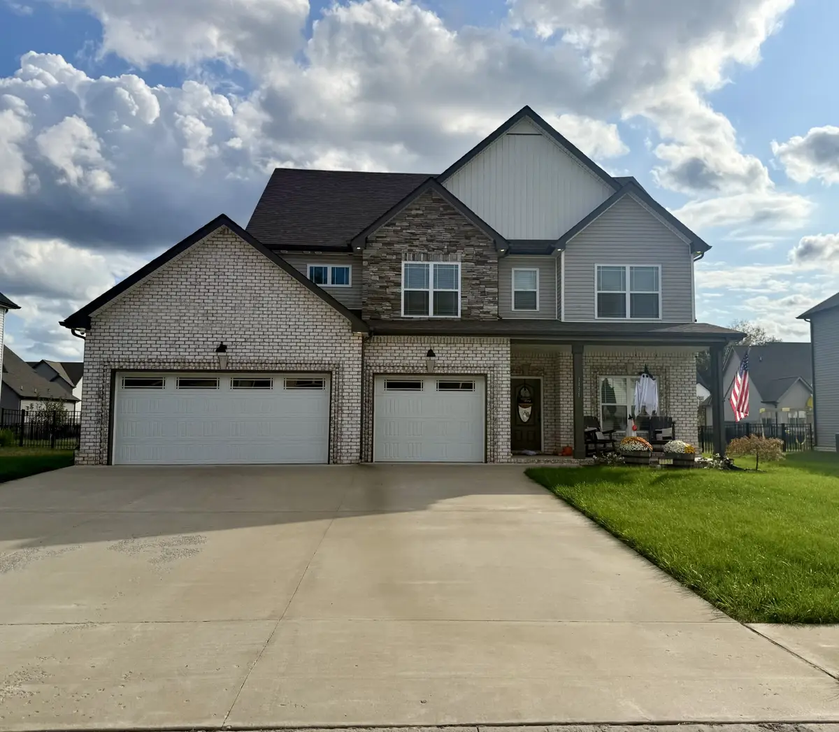 1131 Chagford Dr, Clarksville, TN 37043 - #1