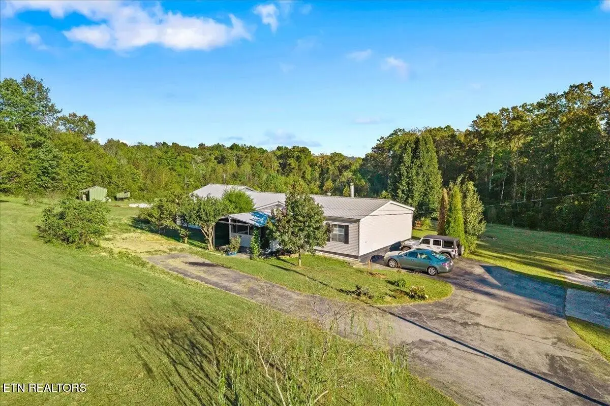 627 Lee Powell Rd, Ten Mile, TN 37880 - #1