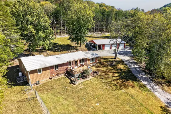 115 W Creek Ln, Gainesboro, TN 38562