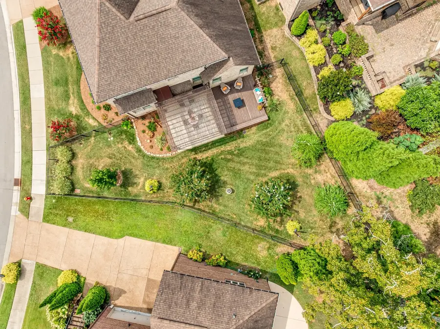 7229 Natchez Pointe Dr, Nashville, TN 37221 - #2