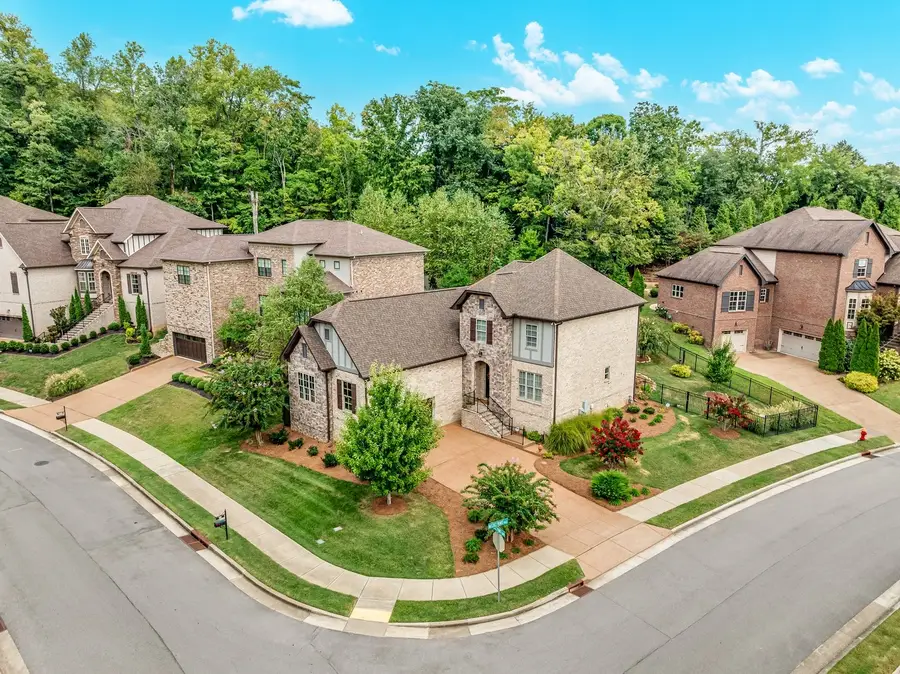 7229 Natchez Pointe Dr, Nashville, TN 37221 - #3