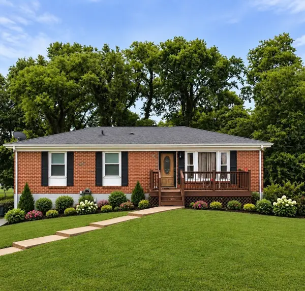 5007 Bonnameade Dr, Hermitage, TN 37076