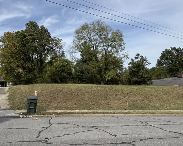 103 Third Ave E, Springfield, TN 37172
