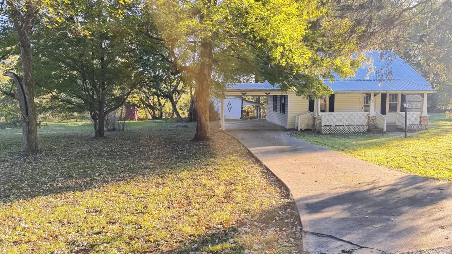 239 County Road 738, Riceville, TN 37370 - #2