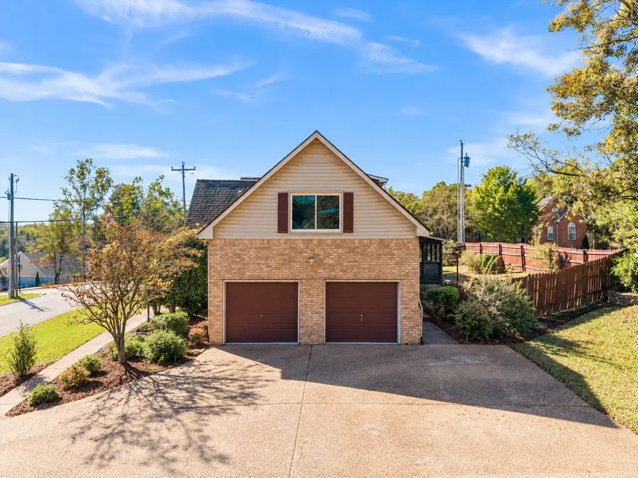 1025 Singing Springs Rd, Mount Juliet, TN 37122 - #3
