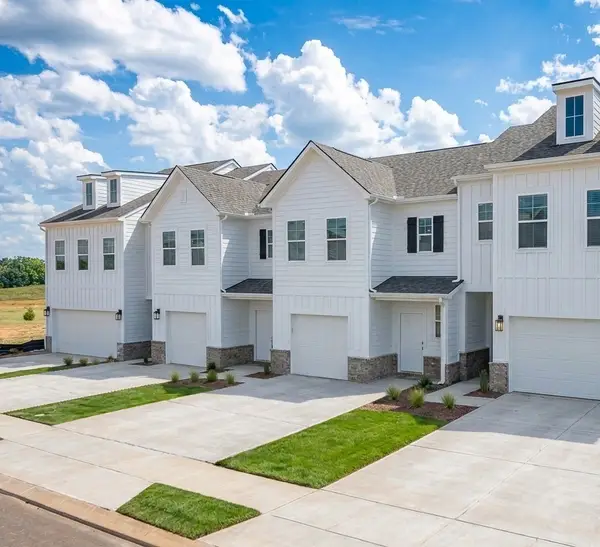 2586 Mcclure Boulevard, Columbia, TN 38401