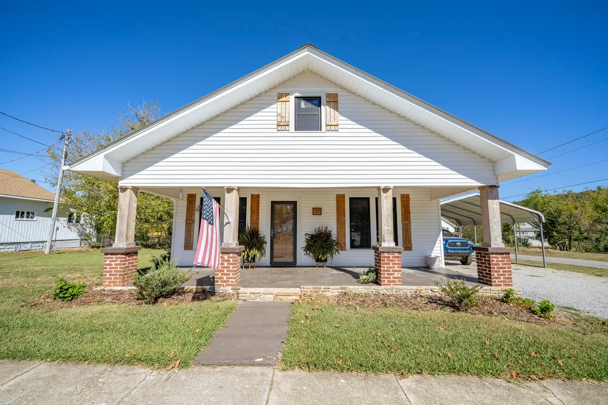 117 E Songer St, Waynesboro, TN 38485 - #1