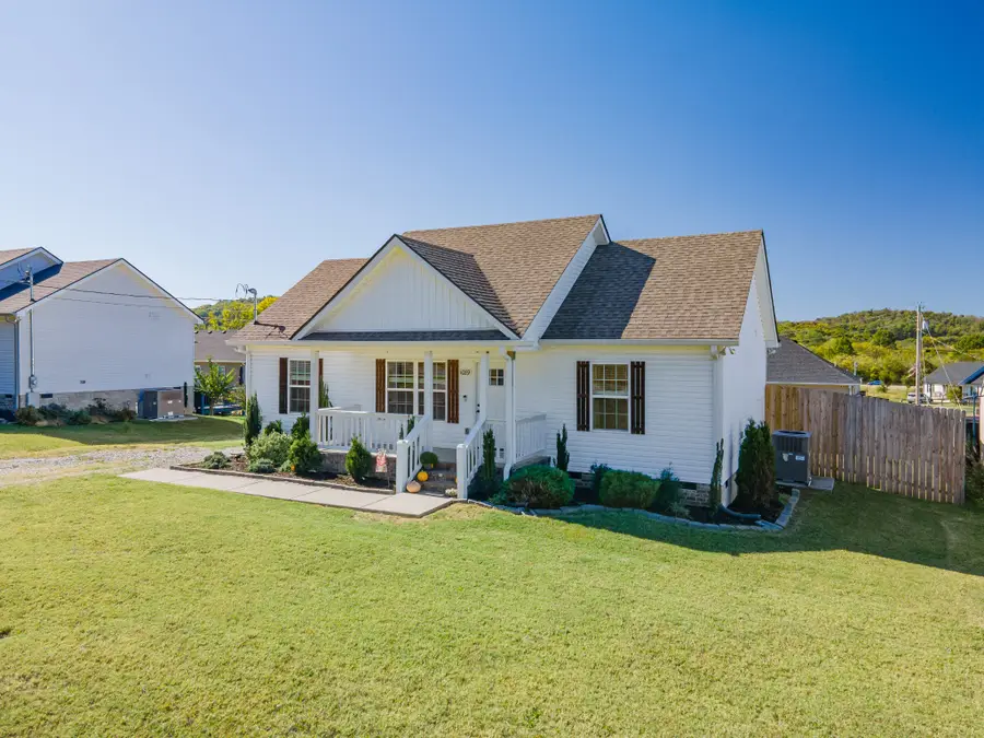 1089 Globe Rd, Lewisburg, TN 37091 - #3