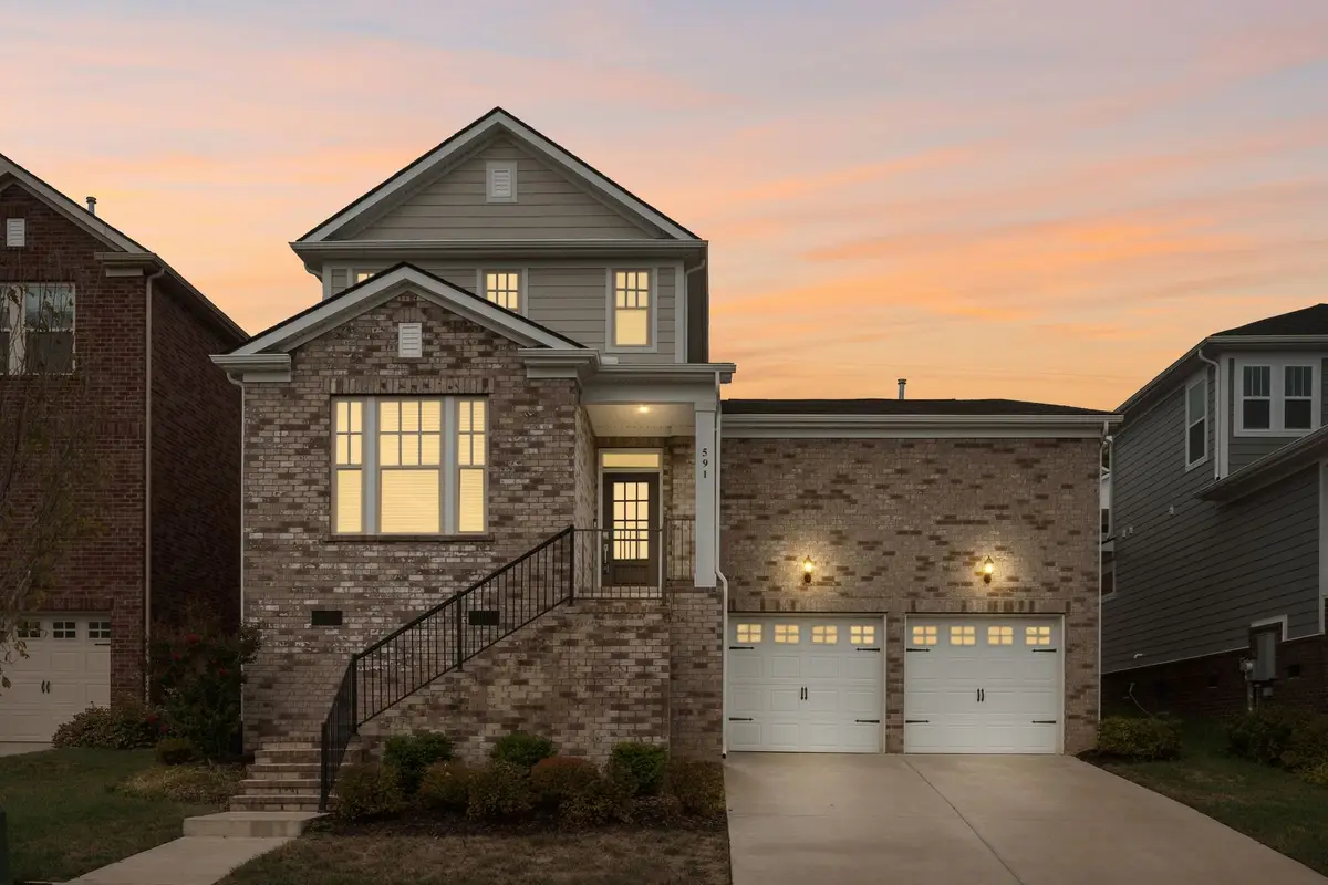 591 Snap Dragon Ln, Hendersonville, TN 37075 - #1
