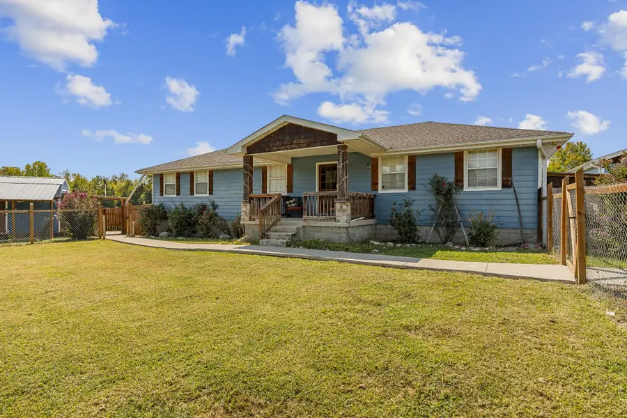 3885 Highway 231 S, Castalian Springs, TN 37031 - #2