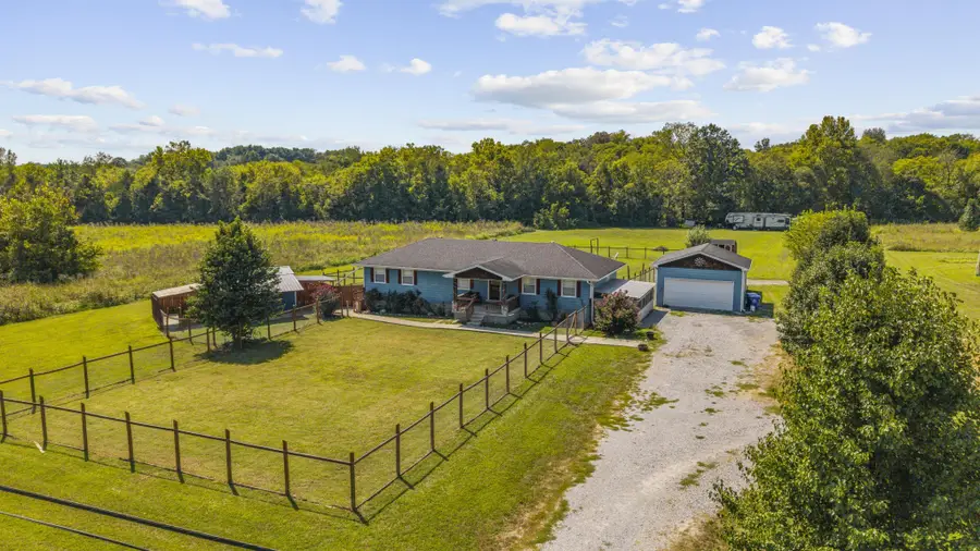3885 Highway 231 S, Castalian Springs, TN 37031 - #3