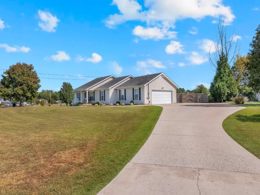 210 Shapard Dr, Shelbyville, TN 37160 - #3