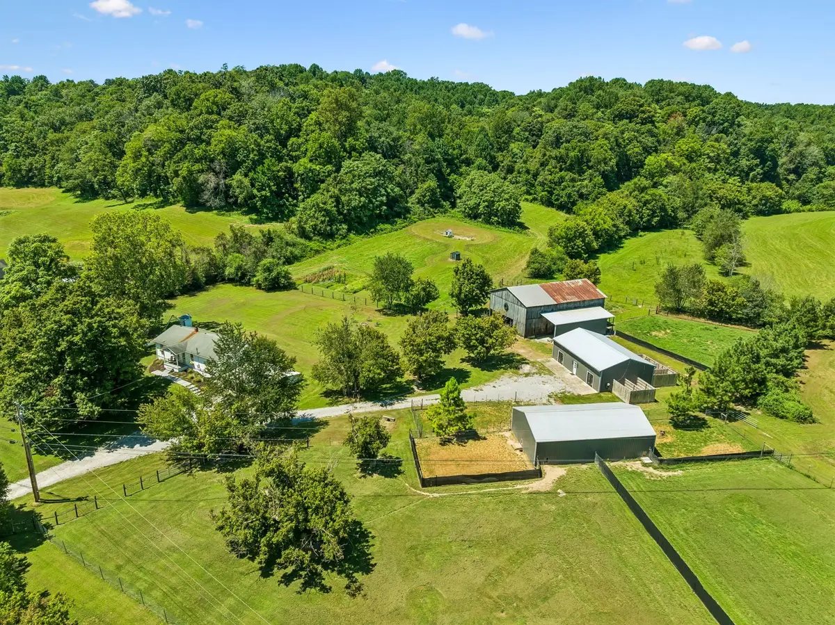3025 Knob Creek Rd, Columbia, TN 38401 - #1