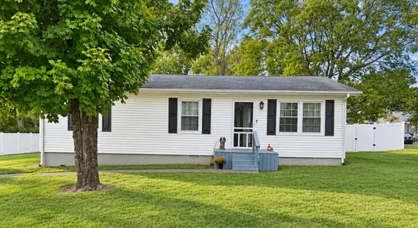 411 Carney St, Shelbyville, TN 37160