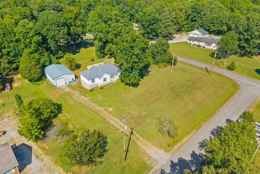 1039 Golden Pond Rd, Chapmansboro, TN 37035 - #3
