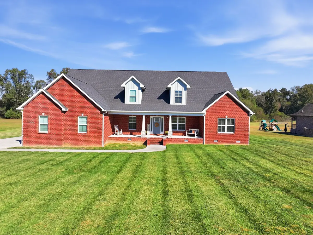 241 Roberts Creek Cir, Manchester, TN 37355 - #1