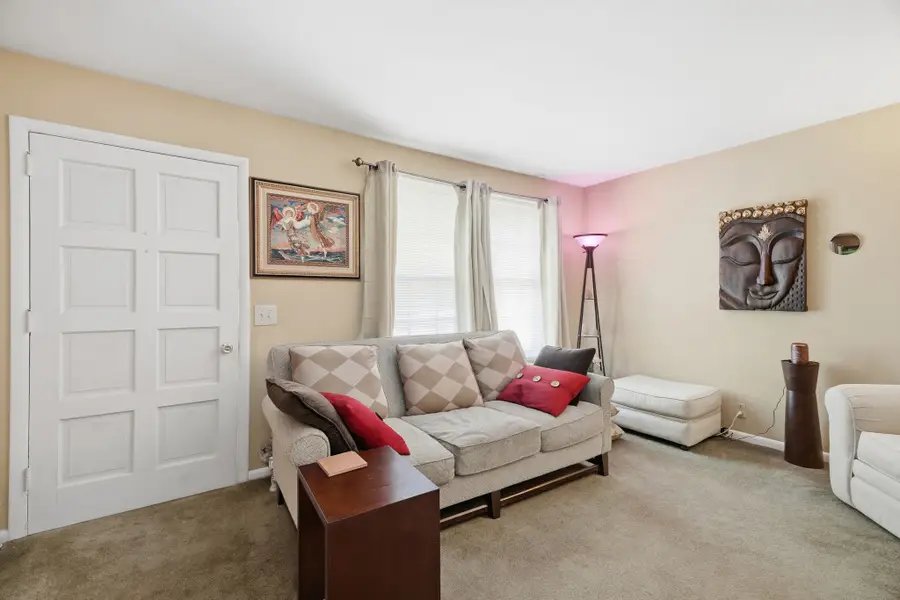 205 W Hutchinson Dr, Smyrna, TN 37167 - #3