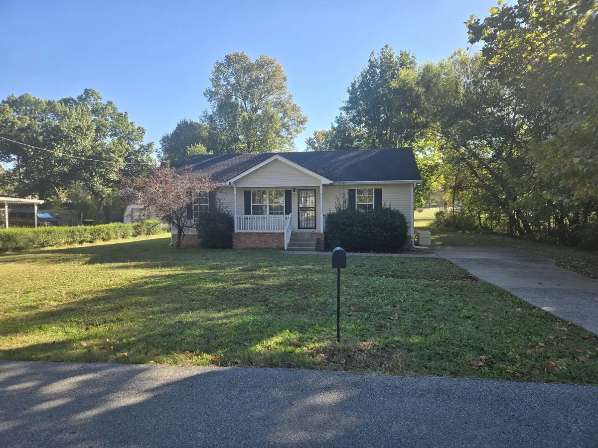 411 Buckeye Ln, Clarksville, TN 37042 - #1