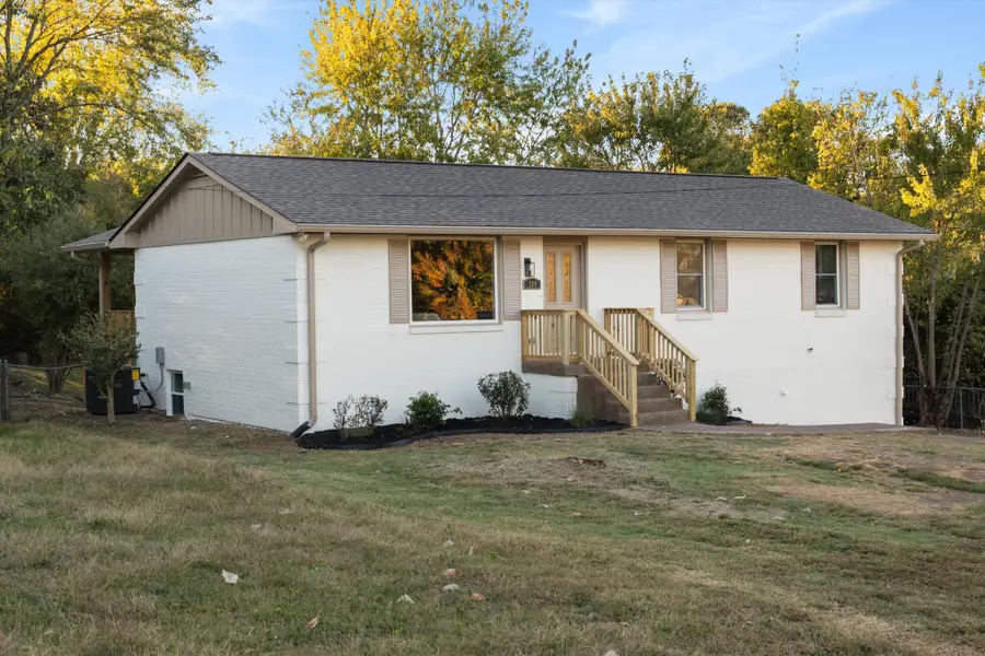 208 Evergreen Cir, Hendersonville, TN 37075 - #3