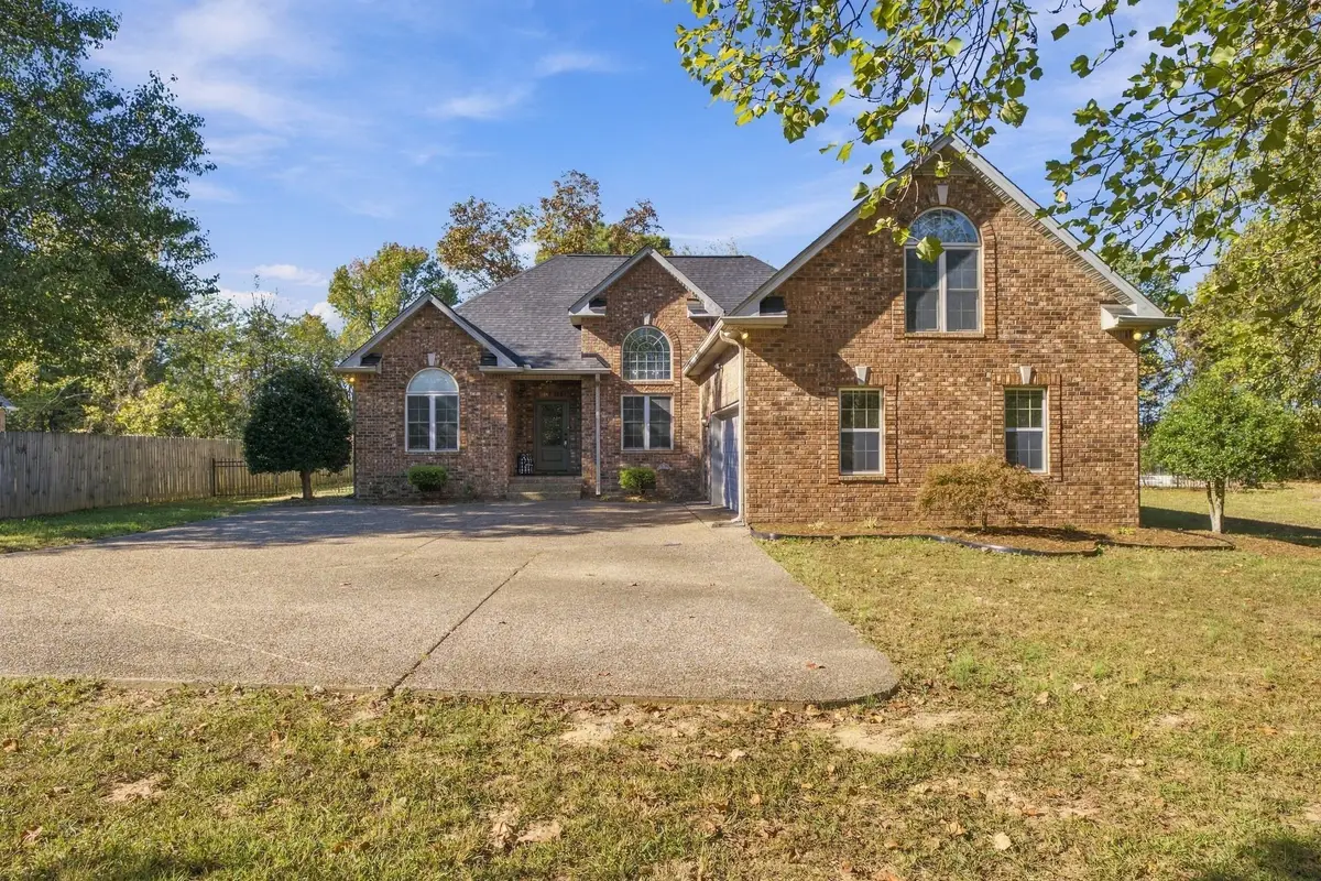 3017 Lana Ln, Greenbrier, TN 37073 - #1