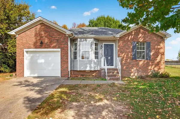 8631 Swale Ct, Oak Grove, KY 42262