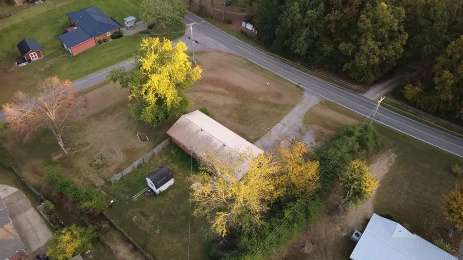 2402 Skyview Dr, Centerville, TN 37033 - #3