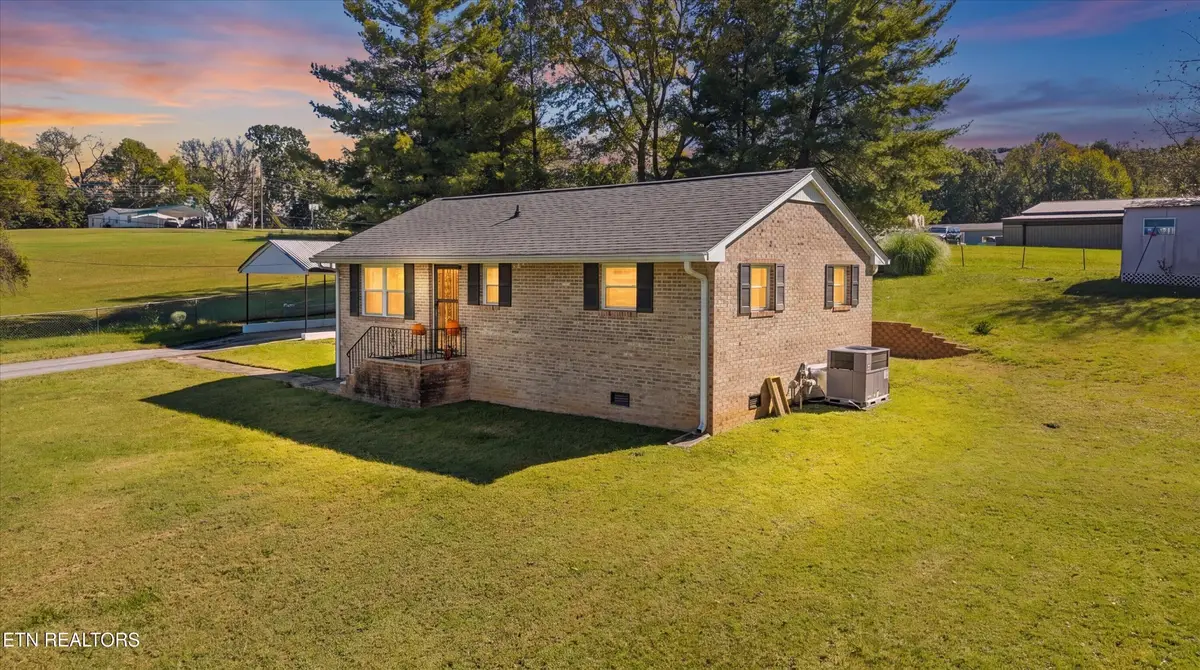 716 W Beaver Creek Drive, Powell, TN 37849 - #1
