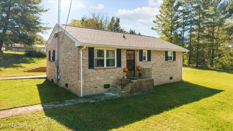 716 W Beaver Creek Drive, Powell, TN 37849 - #3