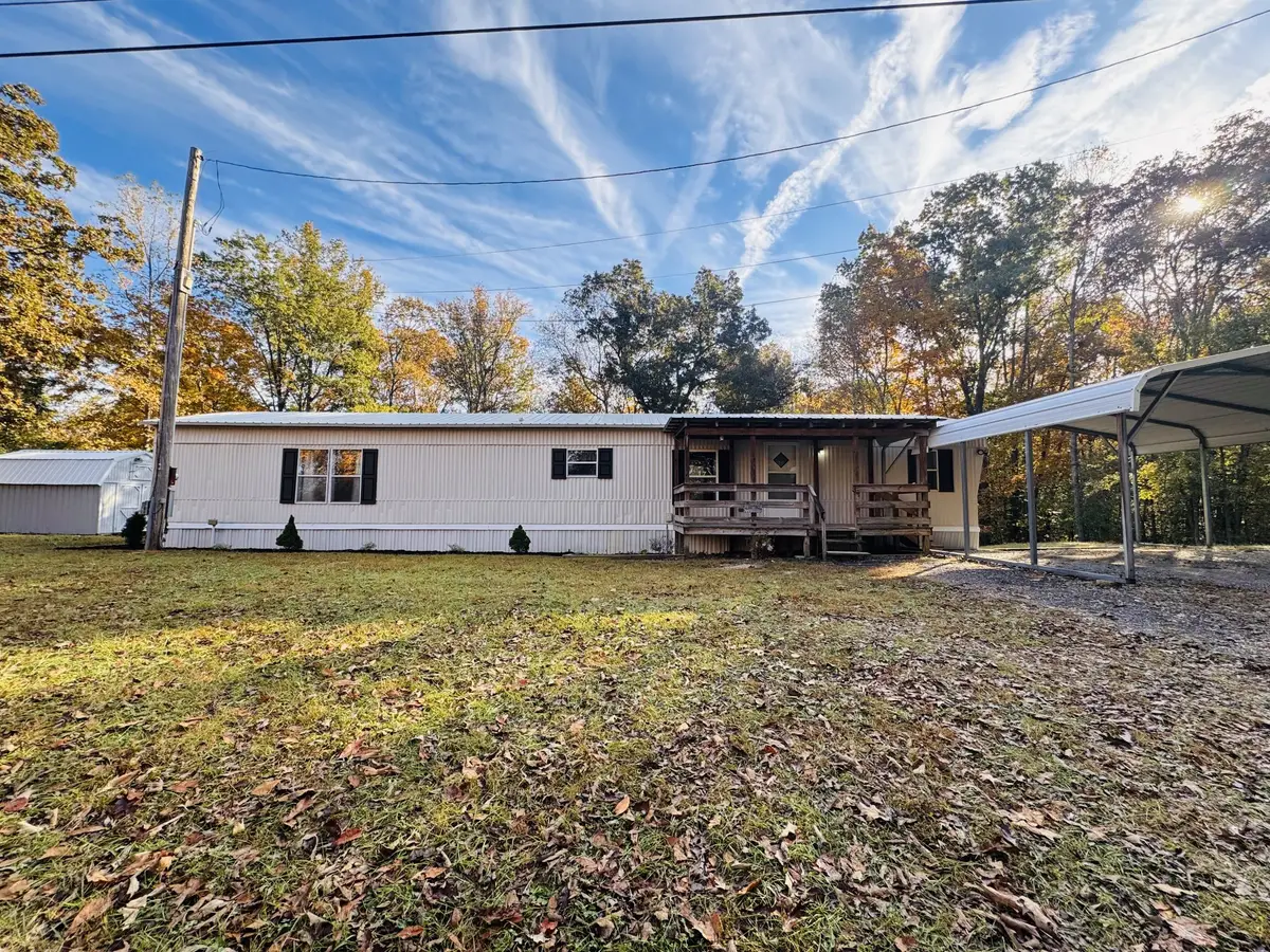 1090 The Trace, Dover, TN 37058 - #1